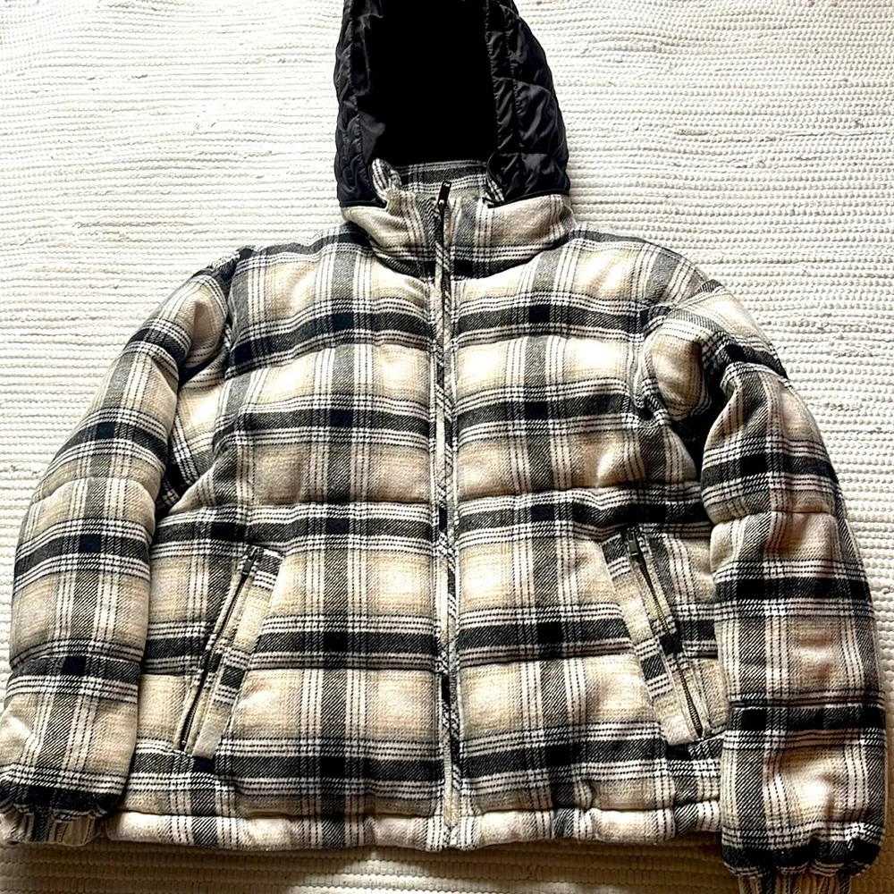 American Eagle Puffer Jacket Size Small Excellent Condition - Picture 1 of 13